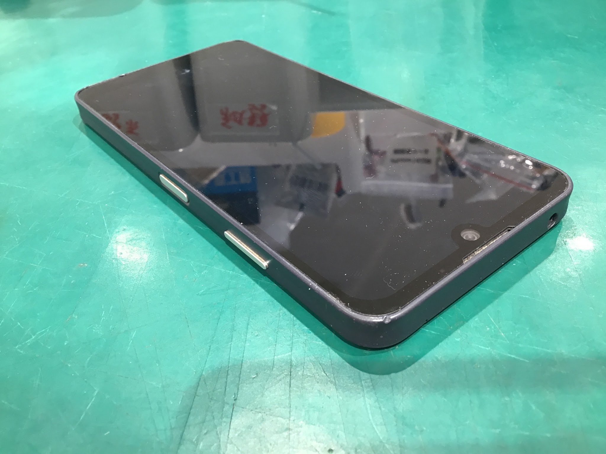 AQUOS wish3の画面交換を承りました。【スマホ修理工房丸井錦糸町店】